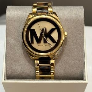 Michael Kors Women’s 42mm Quartz Watch